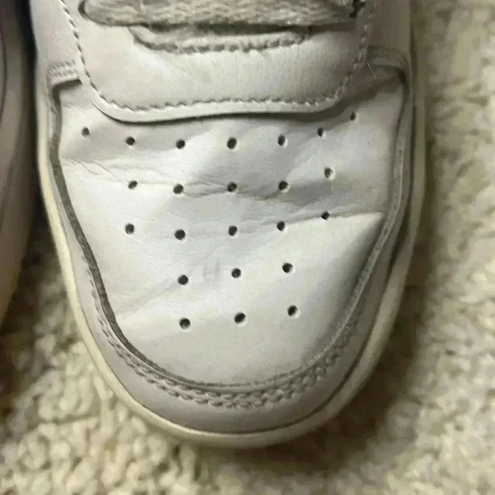 NIKE SIZE 6Y WHITE AIR FORCE 1 PREOWNED
